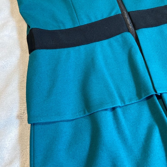 Cynthia Steffe Peplum Dress 8 - Picture 5 of 10